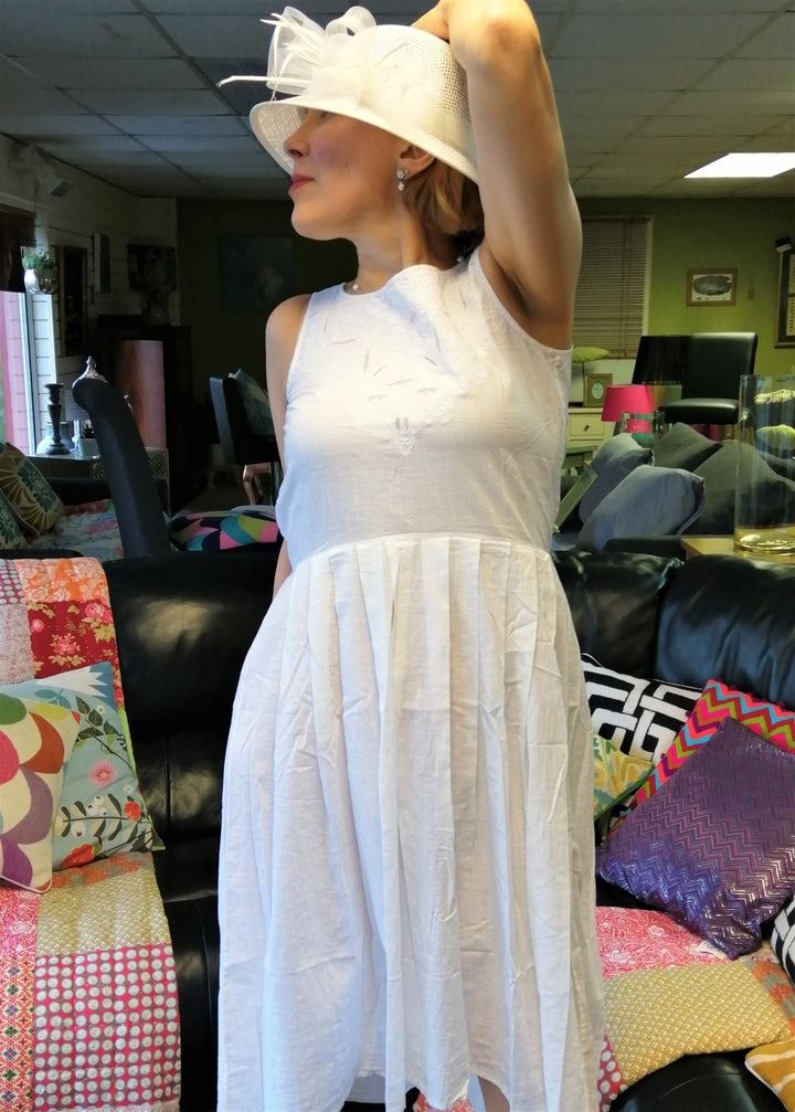 Lauren Bacall inspired white lace summer dress2