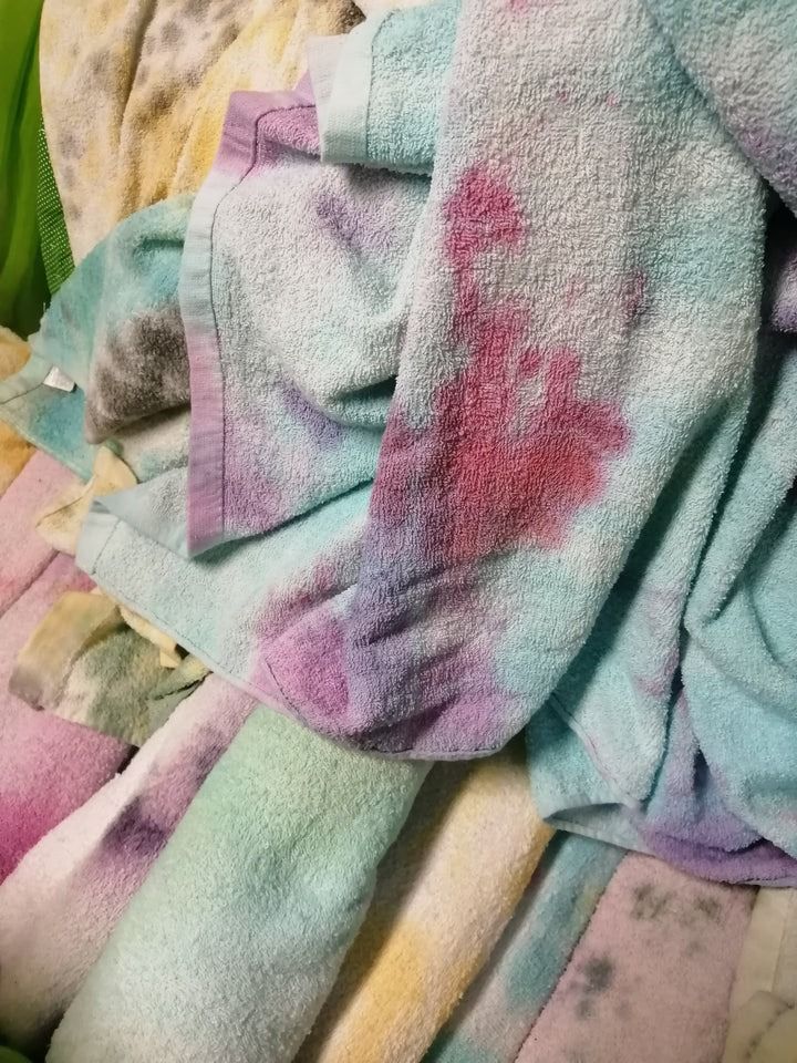 Hand dyed unique towels5