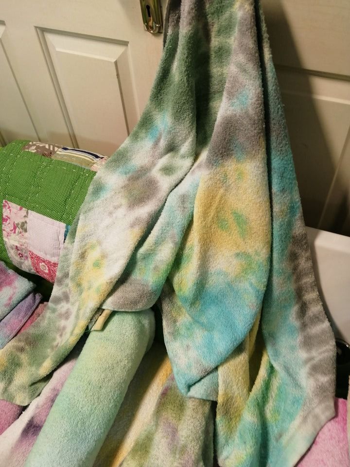 Hand dyed unique towels1